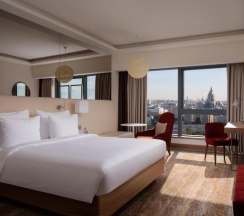 Премиум с панорамным видом в Radisson Blu Olympiyskiy Hotel Moscow
