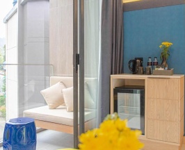 Двухместный номер Deluxe двуспальная кровать в GLOW Mira Karon Beach