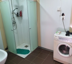 Шестиместный семейный коттедж с красивым видом из окна в Тарховка