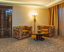 Двухместный люкс Ambassador двуспальная кровать в Royal Hotel Spa&Wellness