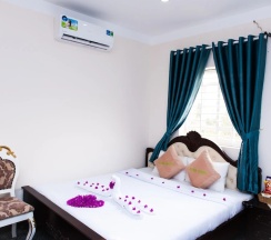 Двухместный семейный номер Standard двуспальная кровать в Mui Ne Alena Bungalow Hotel