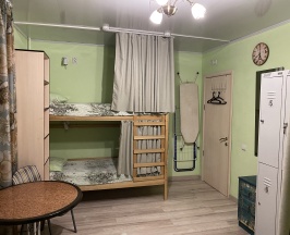 Койко-место в женском номере на 4 человека в Koenig hostel