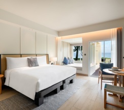 Двухместный номер Beach Access двуспальная кровать в Отель SAii Laguna Phuket