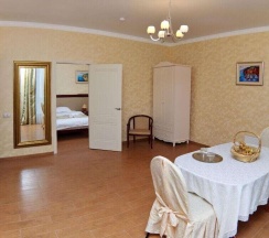 Четырёхместный номер Standard в Dasn hall
