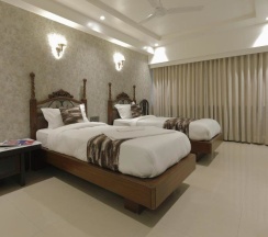 Двухместный номер Deluxe двуспальная кровать в Hotel Ariana Residency