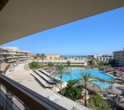 Двухместный семейный номер Superior c 1 комнатой двуспальная кровать в Sindbad Club Aqua Hotel & Spa