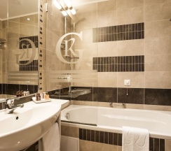 Двухместный номер Executive двуспальная кровать в Grami Hotel Sofia