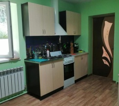 Семейный номер с балконом и видом на море в Meduza