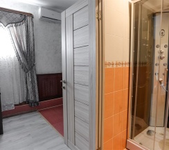 Студия-улучшенный двухместный номер с двуспальной кроватью в Олимпия