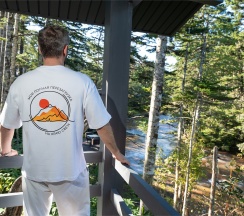 Шале на берегу вулканической реки в Кунашир резорт и СПА