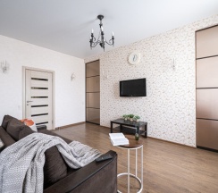 проспект Ленина 51 (3к) 2+2+1+1 в Пять Звёзд