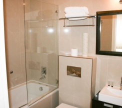 Двухместный полулюкс 2 отдельные кровати в Cromwell Crown Hotel