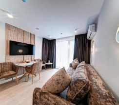 Duplex с видом на море и бассейн в Лучезарный Резорт