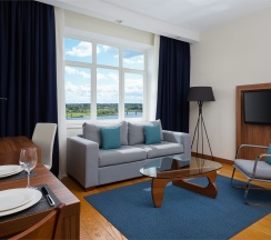 Апартаменты с 2 спальнями с видом на реку в Radisson Завидово