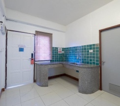Двухместный номер Standard 2 отдельные кровати в OYO 1123 The One Health Care and Apartment