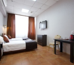 Комфорт с 2 раздельными или 1 двуспальной кроватью в Автодвор