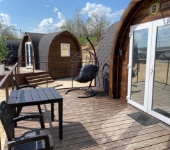 Коттедж премиум с 1 двуспальной кроватью (Глэмпинг люкс) в Набережная №1