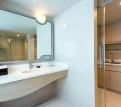 Двухместный семейный номер Standard (двуспальная кровать) в Centara Sonrisa Residences & Suites Sriracha