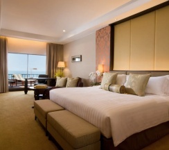 Двухместный клубный номер Grand (двуспальная кровать) в Dusit Thani Pattaya
