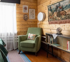 Коттедж стандарт с 2 односпальными и 1 двуспальной кроватью в Olafa Home