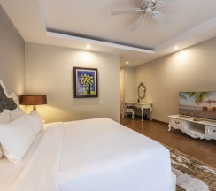 Вилла с 4 комнатами с видом на бассейн в Vinpearl Resort & Spa Nha Trang Bay