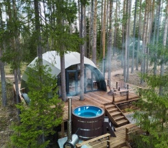 Лодж с купелью в Forest lake