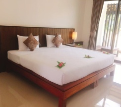 Номер Deluxe c 1 комнатой с балконом и с красивым видом из окна в Khaolak Mountain View
