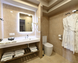 Twin Superior в Hunnu Hotel