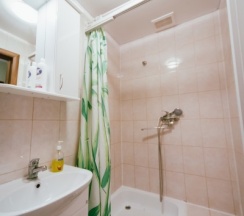 Двухместный с раздельными кроватями в Анри