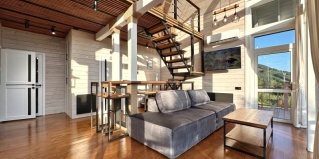 Петропавловск-Камчатский: Коттедж UpLodge