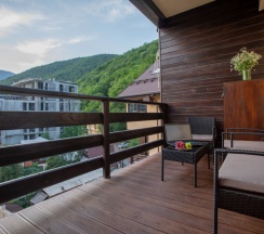 ЭСТОСАДОК, БЕРЕЗОВАЯ 106 -46, №5 (балкон), (парковка) в Березовый