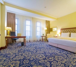 Двухместный номер Deluxe двуспальная кровать в Ramada by Wyndham Almaty