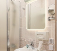 Бизнес Класс с двуспальной кроватью в Чарушин