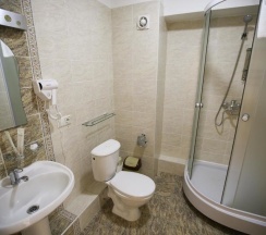Двухместный номер Comfort двуспальная кровать в Altai Business Hotel