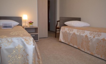 Номер стандарт с 2 односпальными кроватями (с завтраком) в Аэроотель