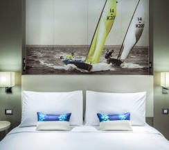Двухместный номер Superior с видом на океан двуспальная кровать в Mercure Pattaya Ocean Resort
