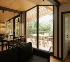 Tiny club в Dk Land