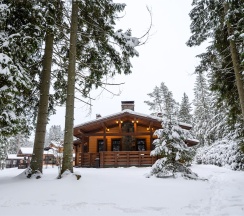 Коттедж «Семейный» в ОхтаПарк