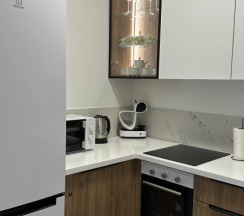 Апартаменты Comfort с 3 комнатами с видом на город в Апартаменты WHITE APARTMENT рядом с центром