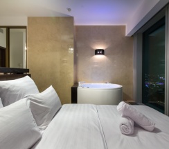 Rockmond 48 Junior Suite 10 в Рокмонд
