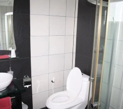 Двухместный номер Standard с балконом и с красивым видом из окна двуспальная кровать в Ao Thai Resort