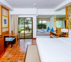 Номер с террасой с видом на океан в Отель SAii Laguna Phuket