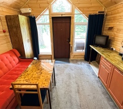 Шале 1. Стандартный четырёхместный номер в Белый волк