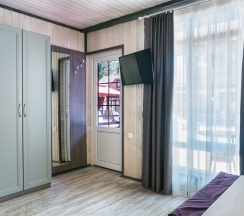 Двухместный стандарт с цельной кроватью в Лотос