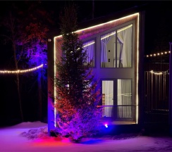 Дом «DOUBLE» с банным чаном на террасе в Luxe House