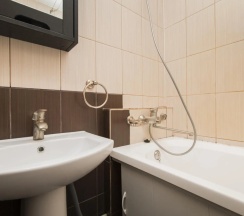 Апартаменты c 1 комнатой с балконом в Апартаменты HomeHotel