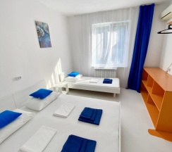 Трёхместный номер Standard в Арт-отельчик