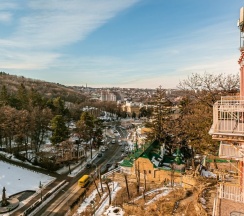 Двухкомнатный номер с балконом в Скала