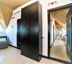 301 - Четырехместный мансардный номер с прямым видом на море в Азов Инн