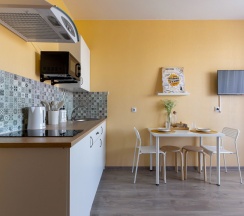 Квартира в Апартаменты на улица Фёдора Котанова, 3к2